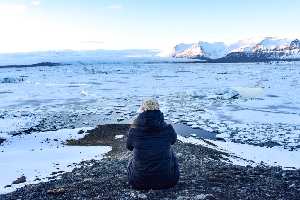Islandia lago, viajar sola