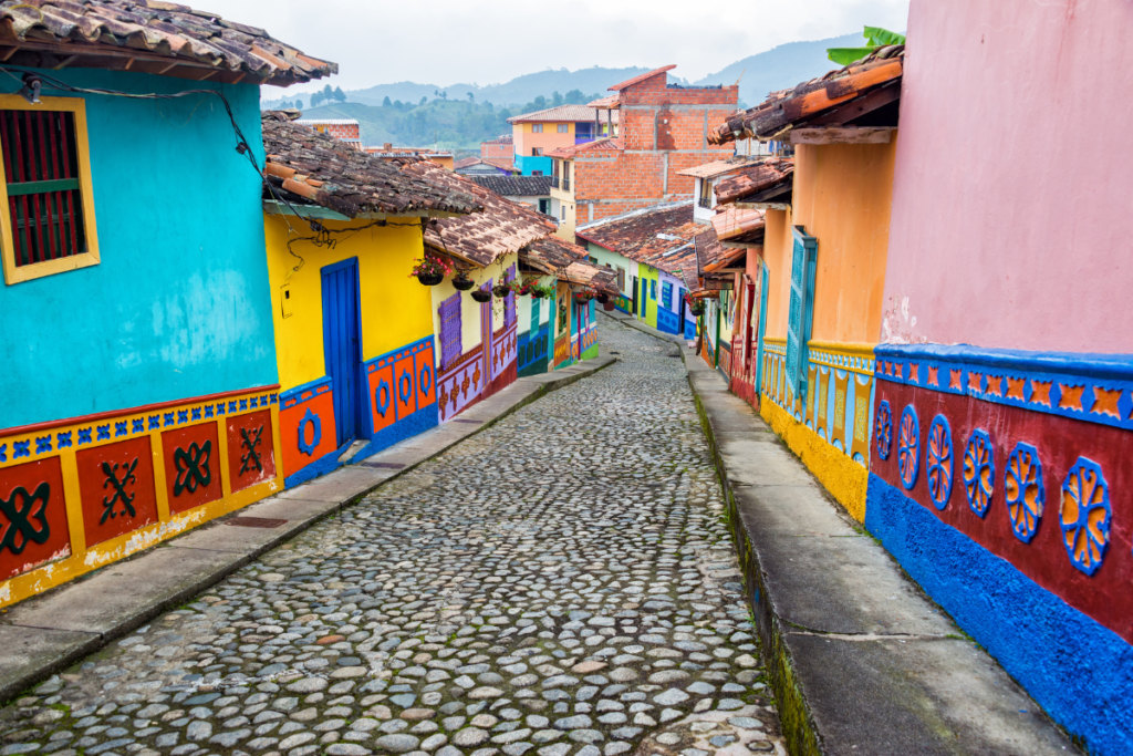 ¿Cuál es el mes más barato para viajar a Colombia?